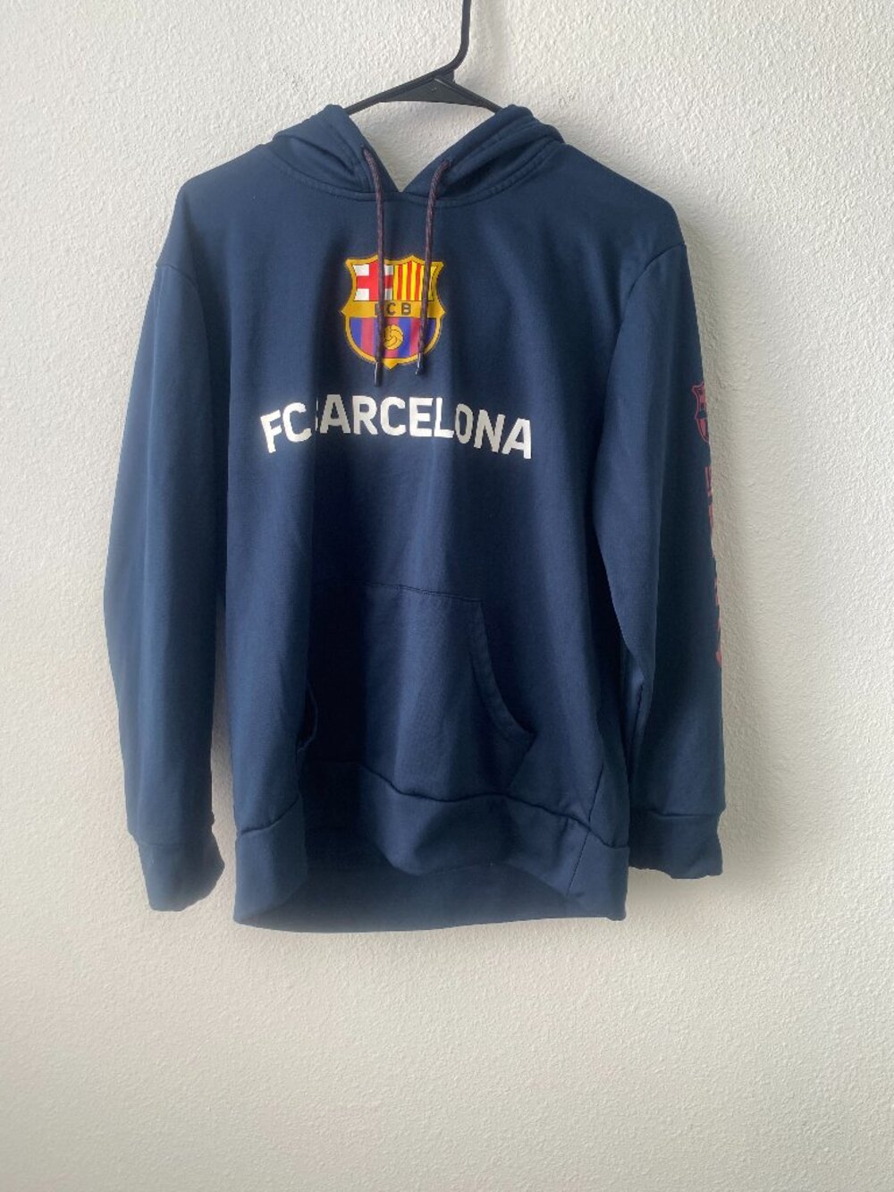 FC Barcelona Futbol Pullover Hoodie Sweatshirt Official Merchandise Men's M